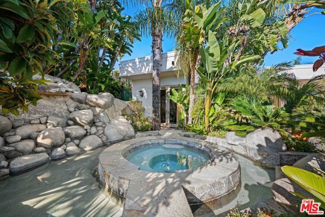 1575 Alexis Place, Beverly Hills, CA 90210