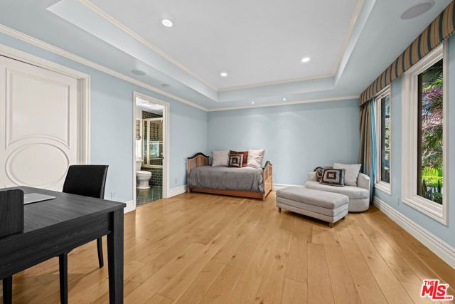 1575 Alexis Place, Beverly Hills, CA 90210