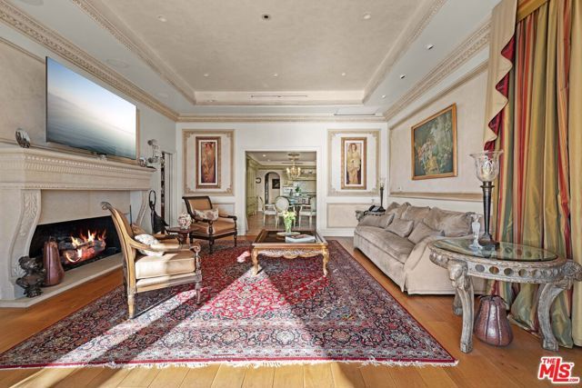 1575 Alexis Place, Beverly Hills, CA 90210