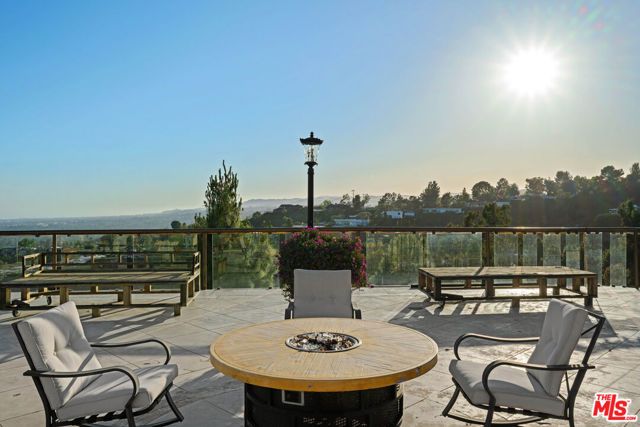 1575 Alexis Place, Beverly Hills, CA 90210