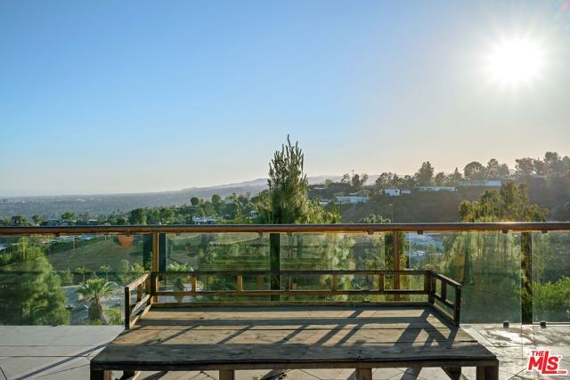 1575 Alexis Place, Beverly Hills, CA 90210