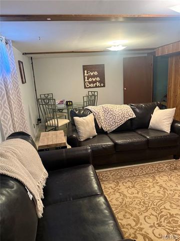 411 Macarthur Avenue, Union, MO 63084