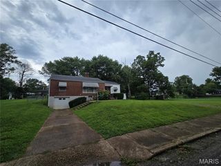 411 Macarthur Avenue, Union, MO 63084