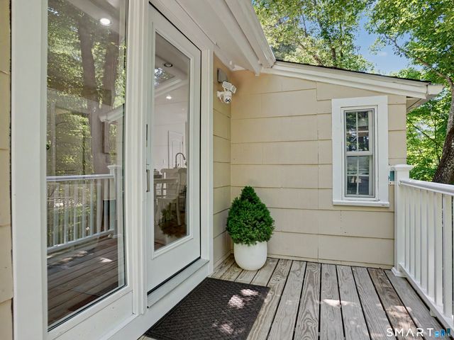 457 Newtown Turnpike, Weston, CT 06883