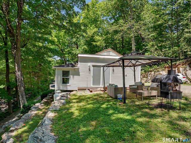 457 Newtown Turnpike, Weston, CT 06883