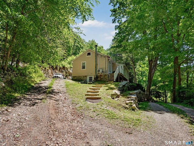 457 Newtown Turnpike, Weston, CT 06883