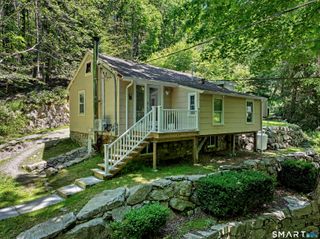 457 Newtown Turnpike, Weston, CT 06883