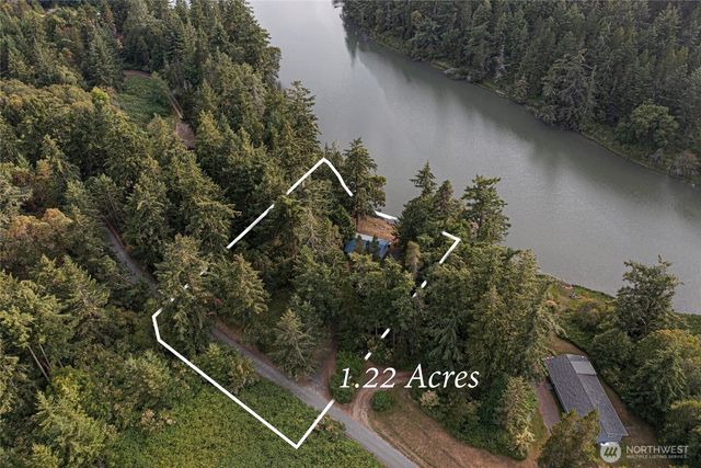 42 Kingfisher Lane, Friday Harbor, WA 98250