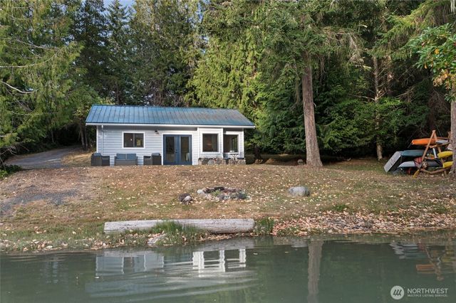 42 Kingfisher Lane, Friday Harbor, WA 98250