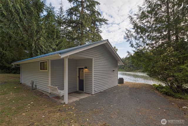42 Kingfisher Lane, Friday Harbor, WA 98250