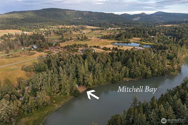 42 Kingfisher Lane, Friday Harbor, WA 98250