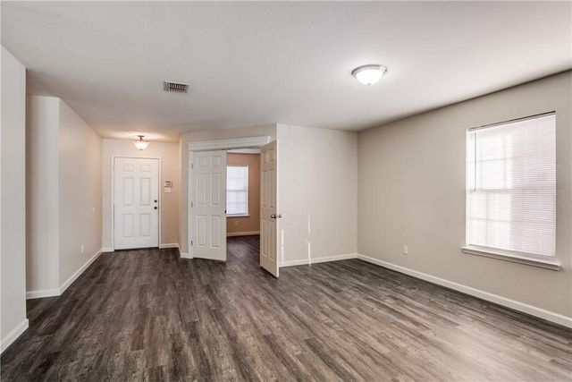 14816 S Spring Ridge Circle, Balch Springs, TX 75180