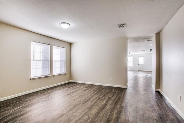 14816 S Spring Ridge Circle, Balch Springs, TX 75180