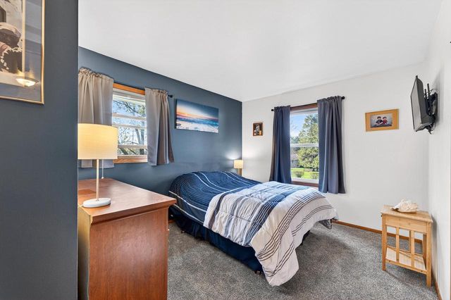 2840 Southland DRIVE, Franklin, WI 53132