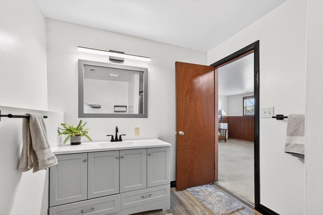 2840 Southland DRIVE, Franklin, WI 53132