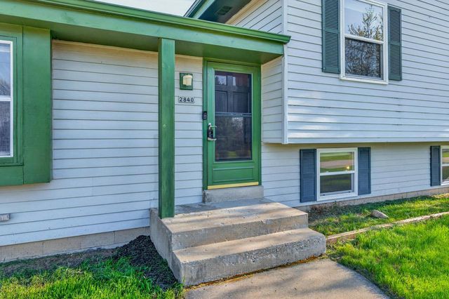 2840 Southland DRIVE, Franklin, WI 53132