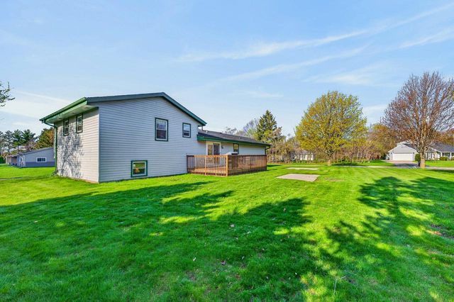 2840 Southland DRIVE, Franklin, WI 53132