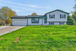 2840 Southland DRIVE, Franklin, WI 53132