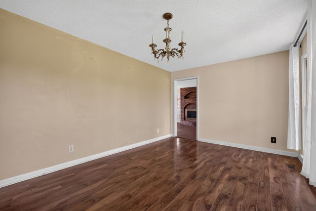 687 Dan Jones Rd, Mcminnville, TN 37110