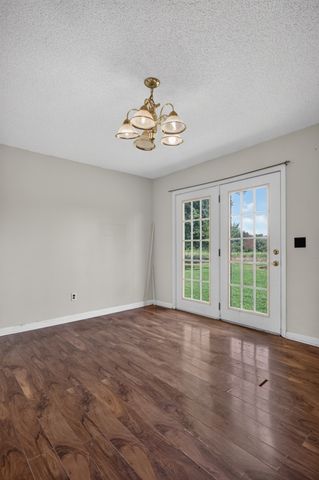 687 Dan Jones Rd, Mcminnville, TN 37110