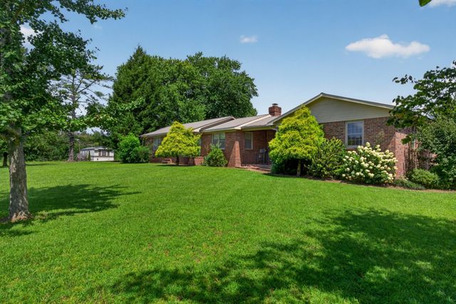 687 Dan Jones Rd, Mcminnville, TN 37110