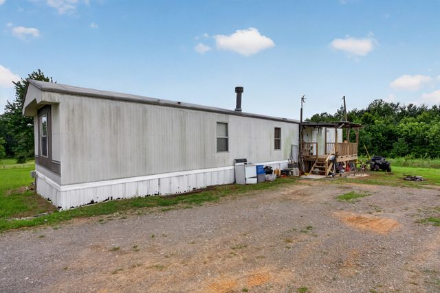 687 Dan Jones Rd, Mcminnville, TN 37110