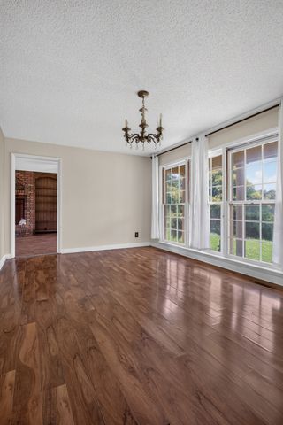 687 Dan Jones Rd, Mcminnville, TN 37110