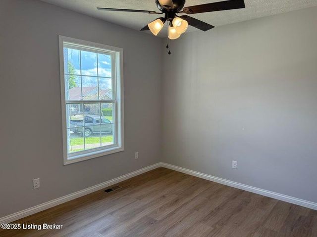 111 Kentucky Ave, Bardstown, KY 40004