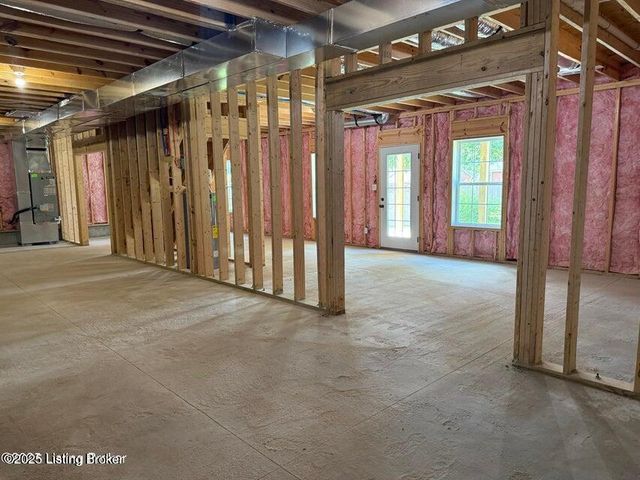 111 Kentucky Ave, Bardstown, KY 40004