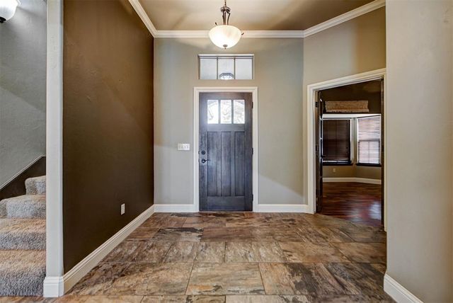 19513 Crest Ridge Drive, Edmond, OK 73012