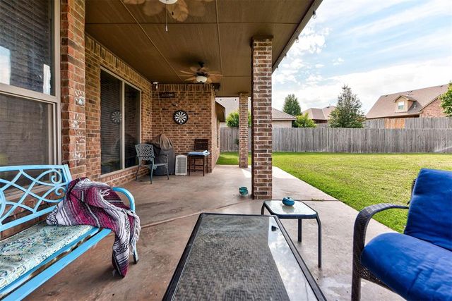 19513 Crest Ridge Drive, Edmond, OK 73012