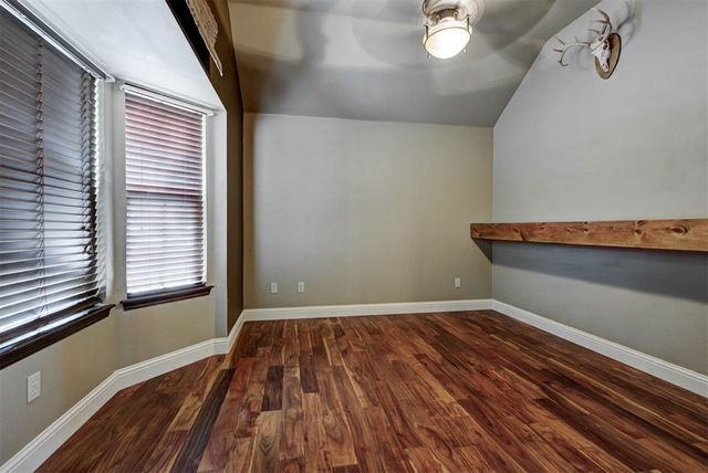 19513 Crest Ridge Drive, Edmond, OK 73012