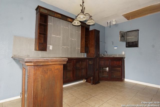 5130 Fedora Dr, San Antonio, TX 78242