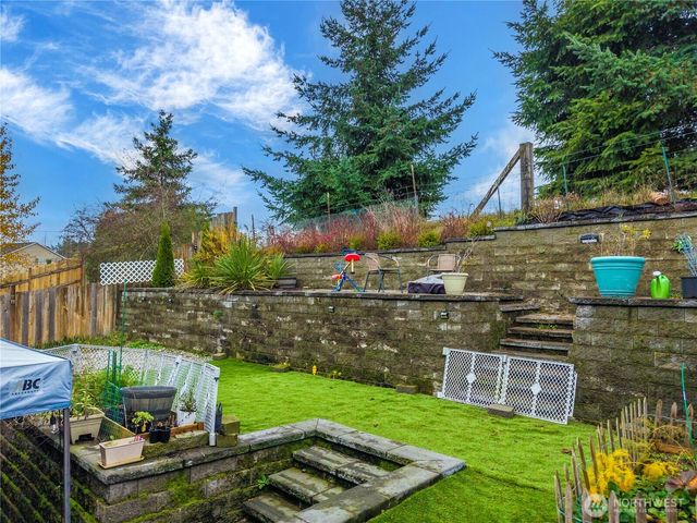 2106 187th Street Ct E, Spanaway, WA 98387