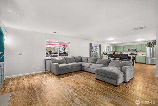 2106 187th Street Ct E, Spanaway, WA 98387