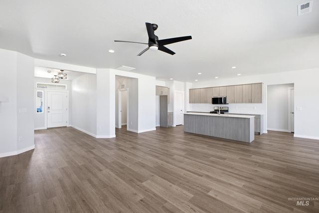 4190 E Rincon Dr, Meridian, ID 83642