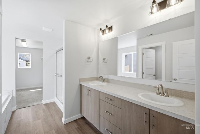 4190 E Rincon Dr, Meridian, ID 83642