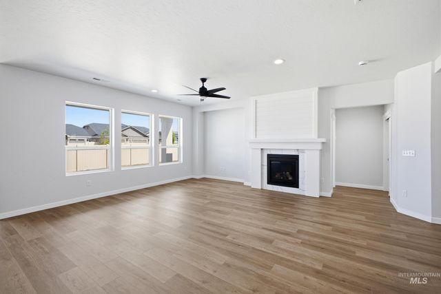 4190 E Rincon Dr, Meridian, ID 83642