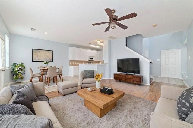 8734 Rainglen Lane, Houston, TX 77044