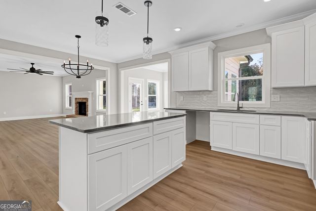 111 Wyckliffe Drive, Locust Grove, GA 30248