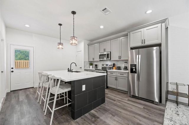 8634 Scott B Street, Houston, TX 77051