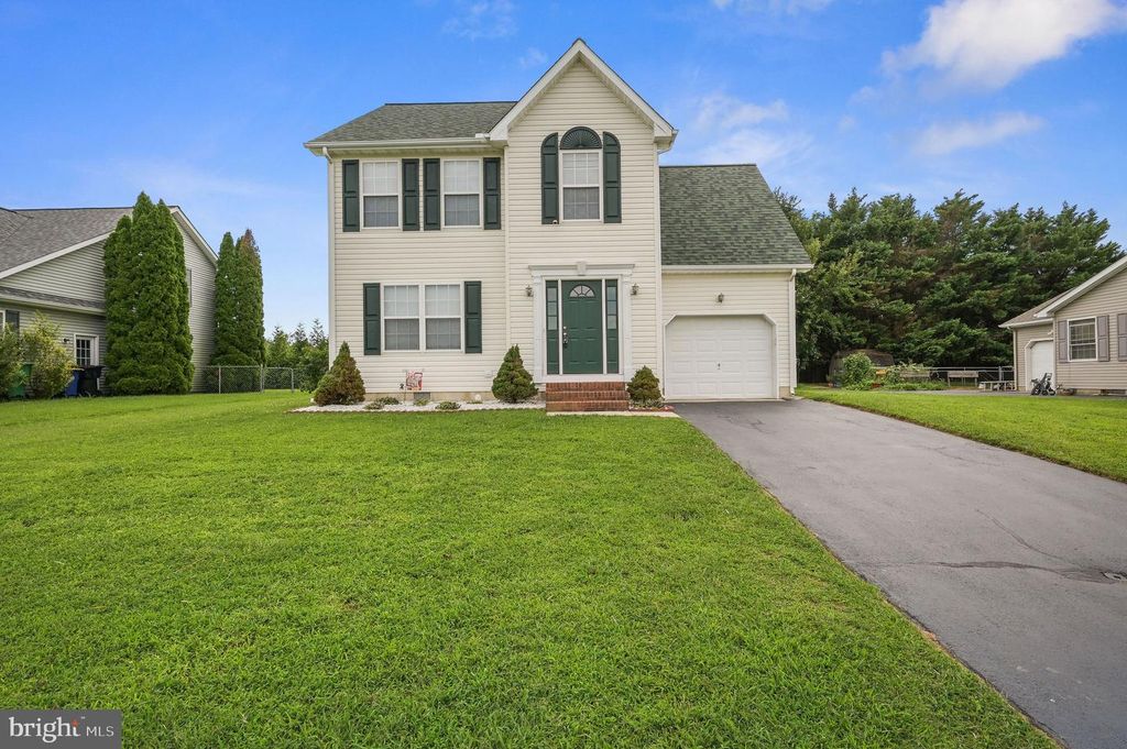702 QUAKER HILL RD, Magnolia, DE 19962