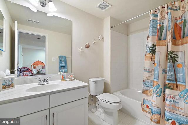 43168 HATTONTOWN WOODS TER, Ashburn, VA 20148