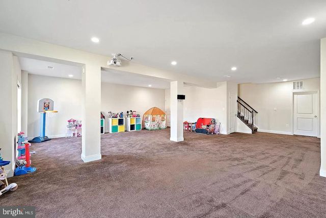 43168 HATTONTOWN WOODS TER, Ashburn, VA 20148