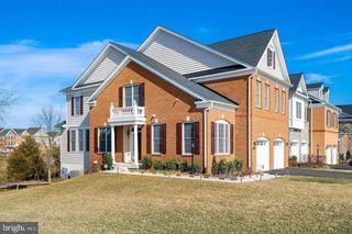 43168 HATTONTOWN WOODS TER, Ashburn, VA 20148