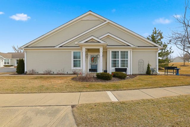 13370 Arboretum Lane, Huntley, IL 60142