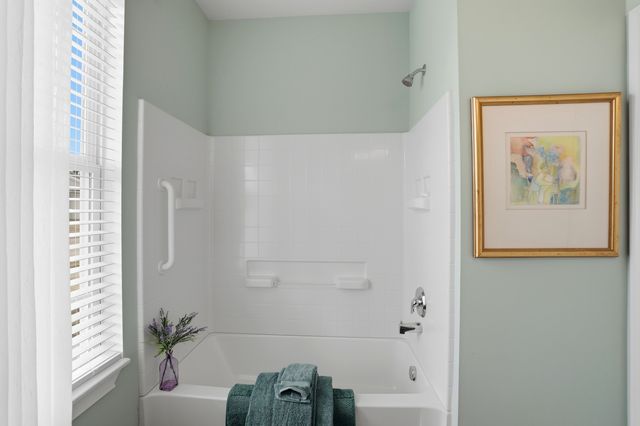 13370 Arboretum Lane, Huntley, IL 60142