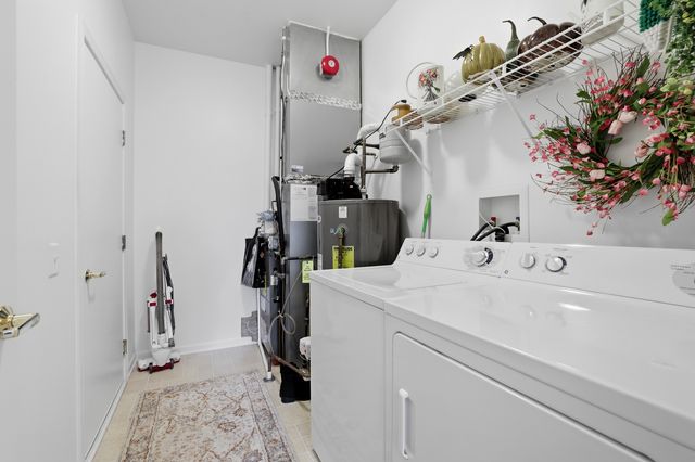 13370 Arboretum Lane, Huntley, IL 60142