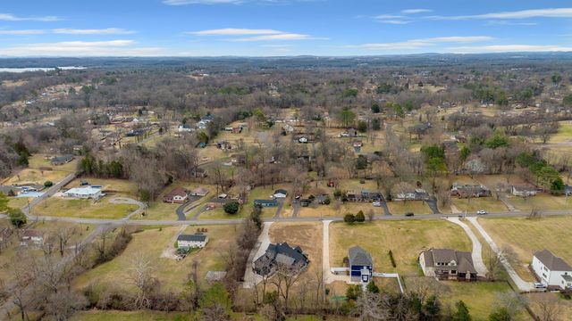 741 Saundersville Ferry Rd, Mount Juliet, TN 37122