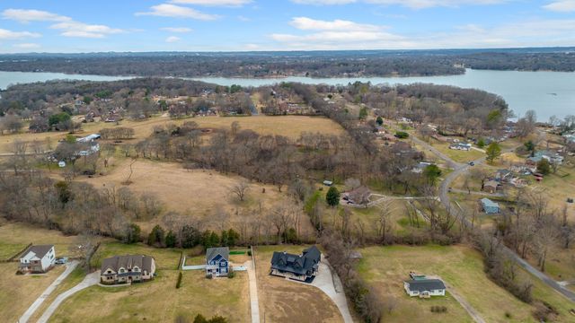 741 Saundersville Ferry Rd, Mount Juliet, TN 37122